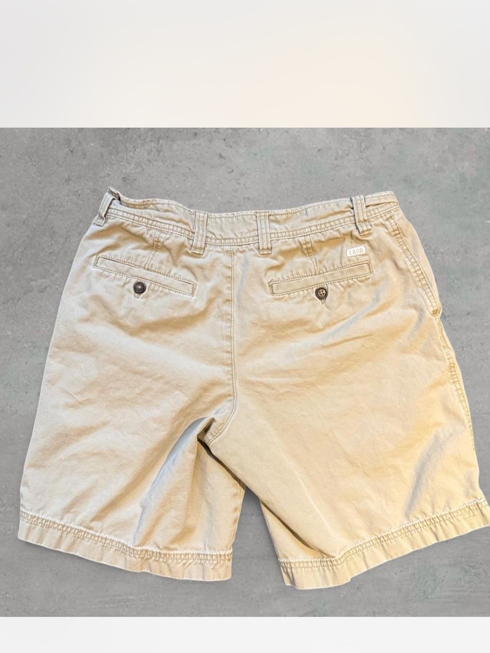 Izod Men's Khaki Flat Front Cotton Shorts - Picture 4 of 7